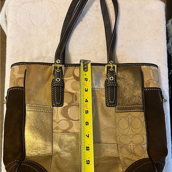 Authentic 2007 Coach Gold Brown Leather Suede
Patchwork Handbag G0771-F11408 - Picture 4 of 15